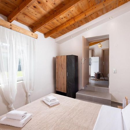 Kentrikon Rooms III & Mint House Лименария Экстерьер фото