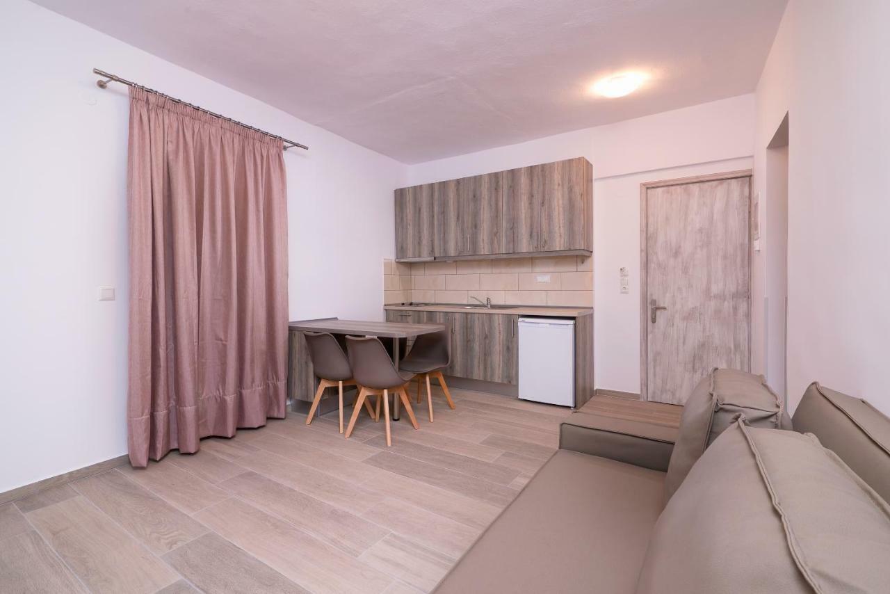 Kentrikon Rooms III & Mint House Лименария Экстерьер фото